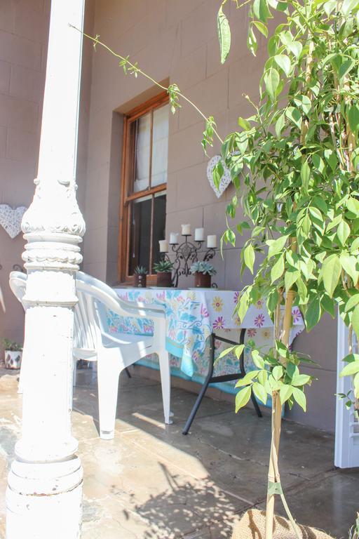 Carmel Villa B&B Or Self-Catering Calvinia Εξωτερικό φωτογραφία