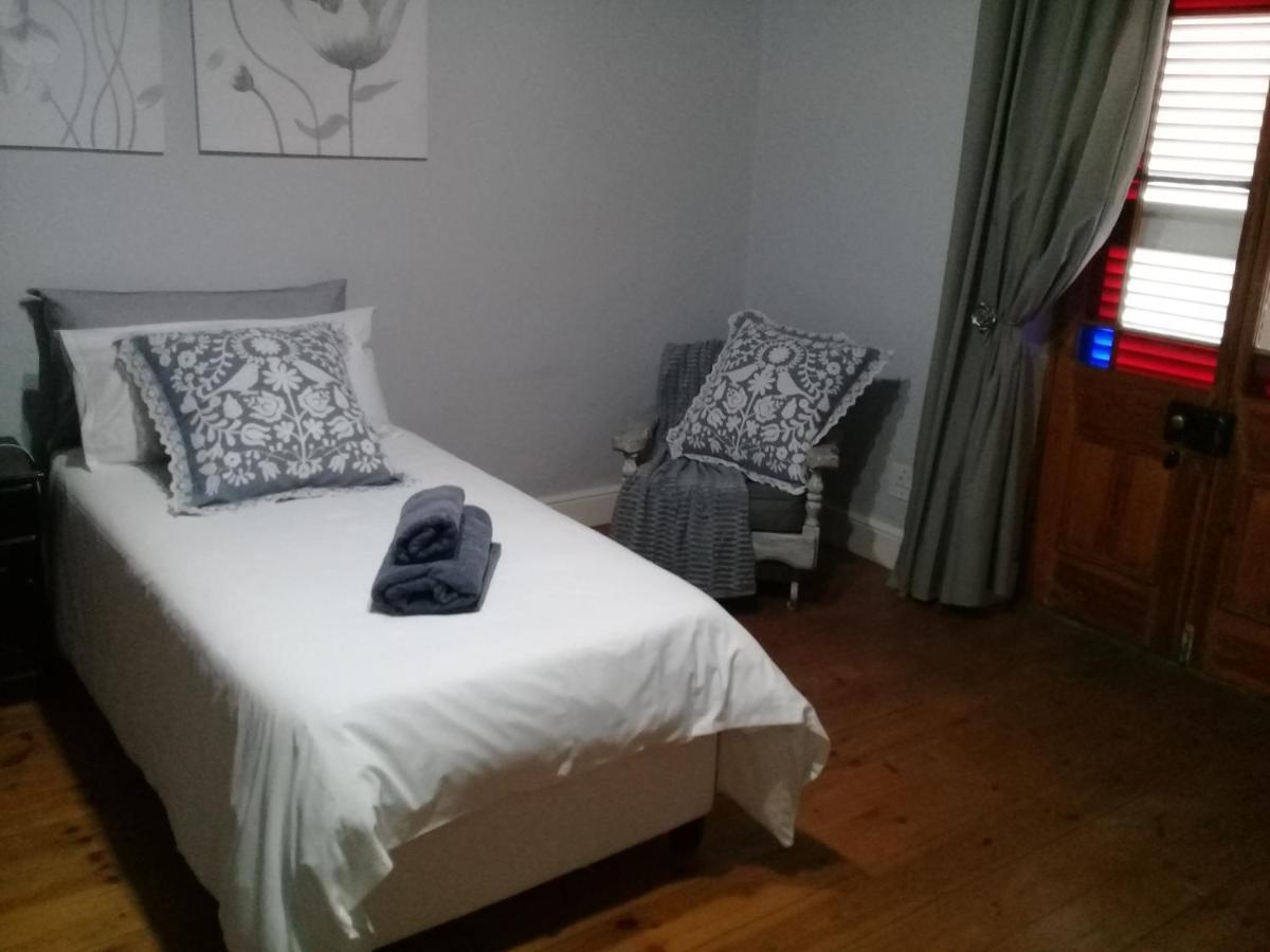 Carmel Villa B&B Or Self-Catering Calvinia Εξωτερικό φωτογραφία